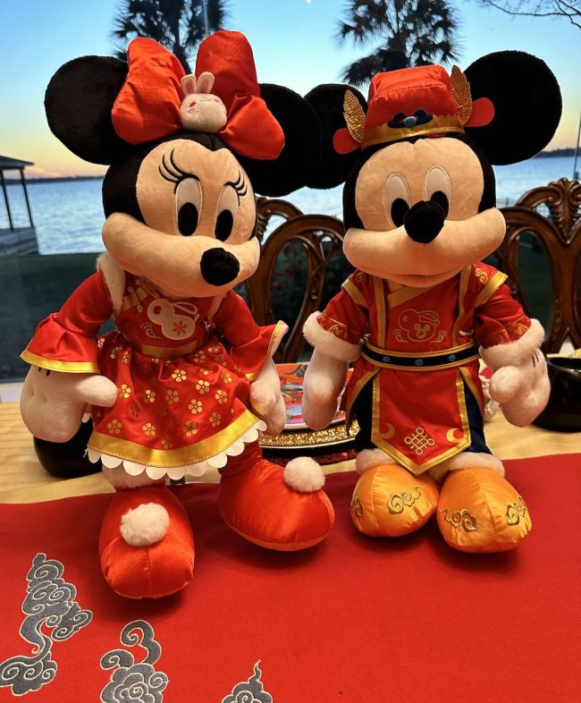 Mickey And Minnie And Their Dragon Friends Celebrate The Lunar New Year