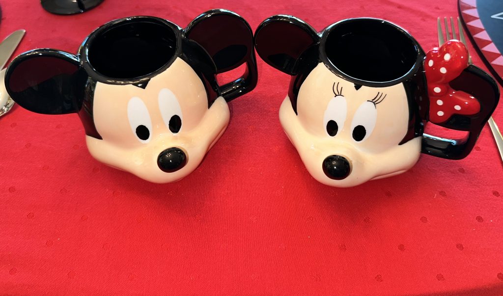 Minnie Mouse Figural Mug