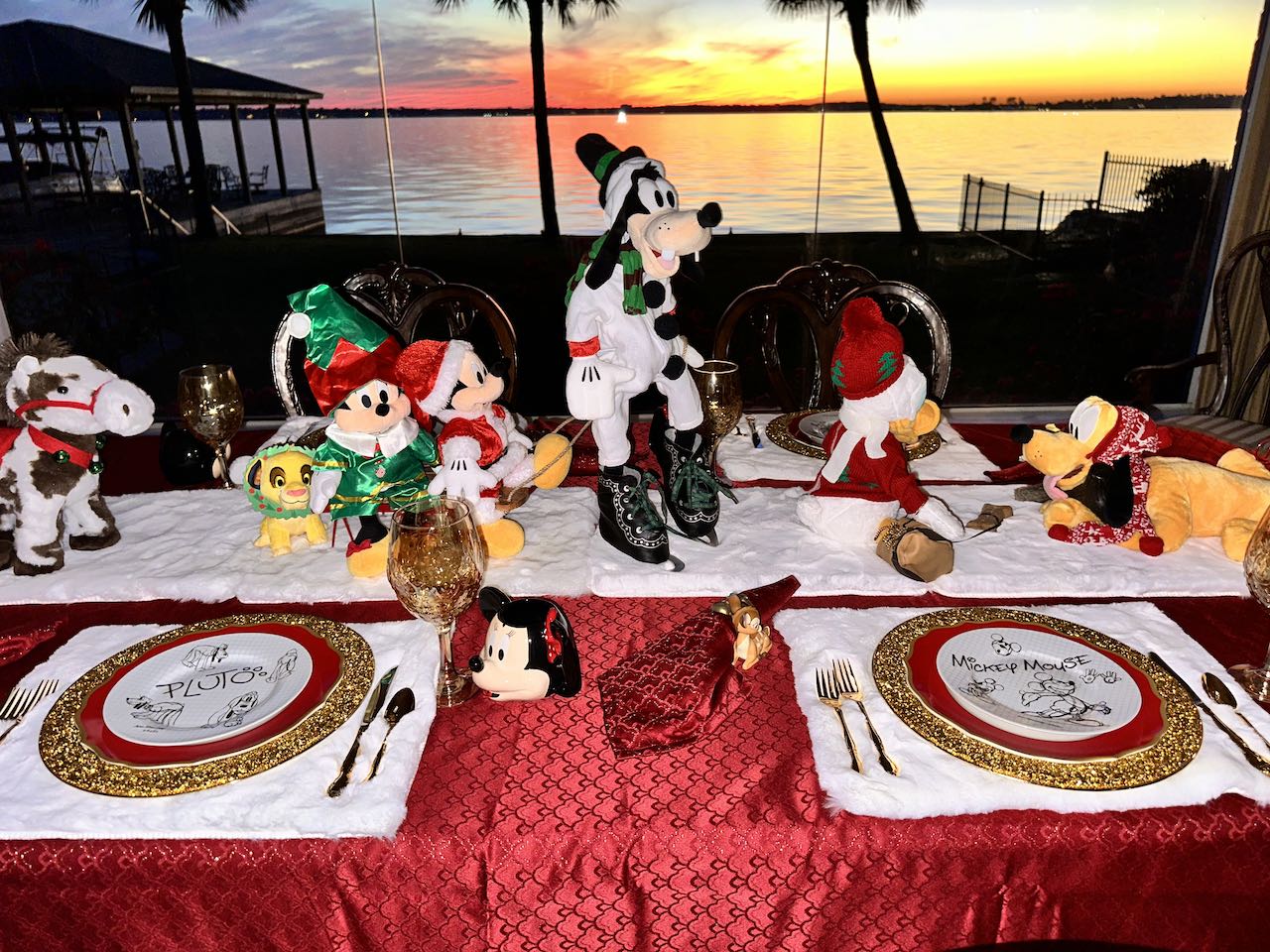 Disney Mickey And Minnie 2020 Christmas Mug